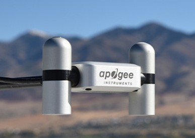 四分量?jī)糨椛鋫鞲衅? alt=